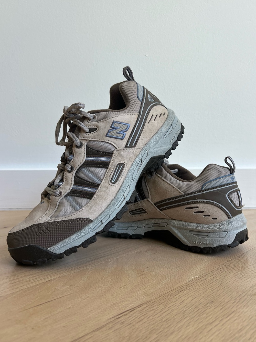 New Balance 644 WW644BR Women’s Sz 10B Y2K 2007 Suede Hiking Trail Shoes Brown